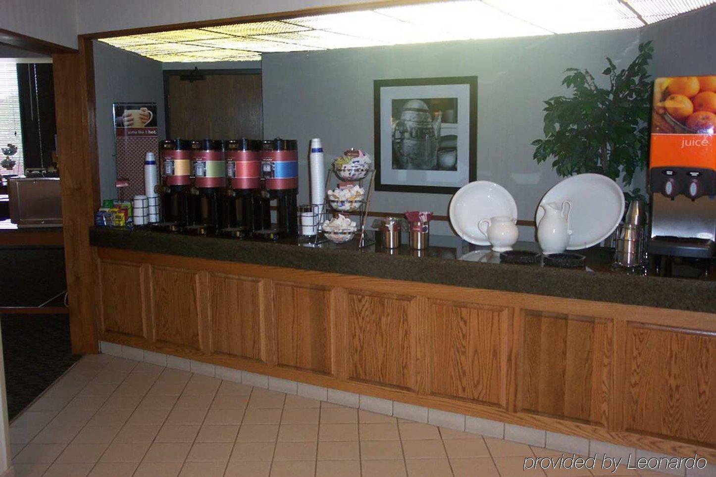 Pear Tree Inn Cape Girardeau West Exterior foto